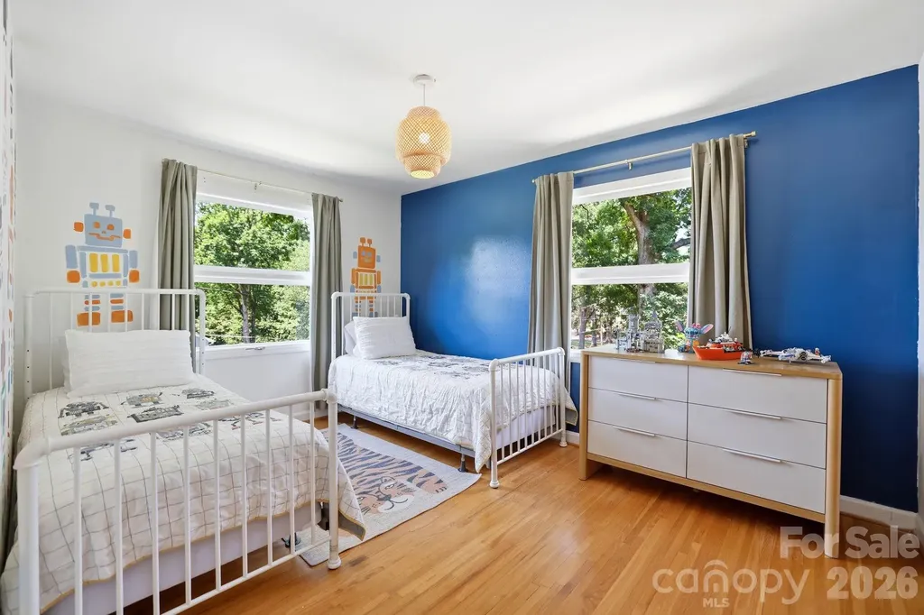 4027 Glenfall Avenue Charlotte NC 28210