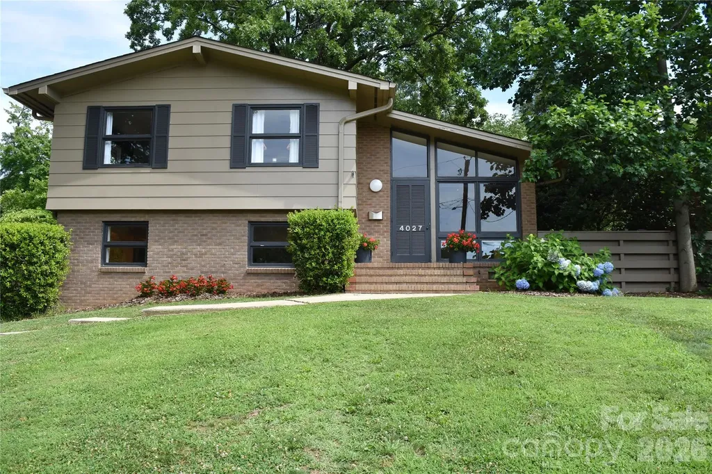 4027 Glenfall Avenue Charlotte NC 28210
