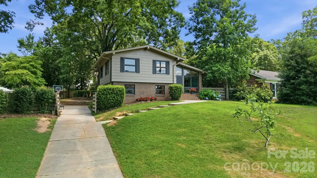 4027 Glenfall Avenue Charlotte NC 28210