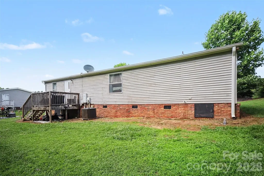 504 Mountain Meadows Drive Bessemer City NC 28016