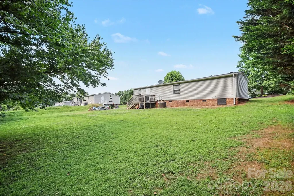 504 Mountain Meadows Drive Bessemer City NC 28016