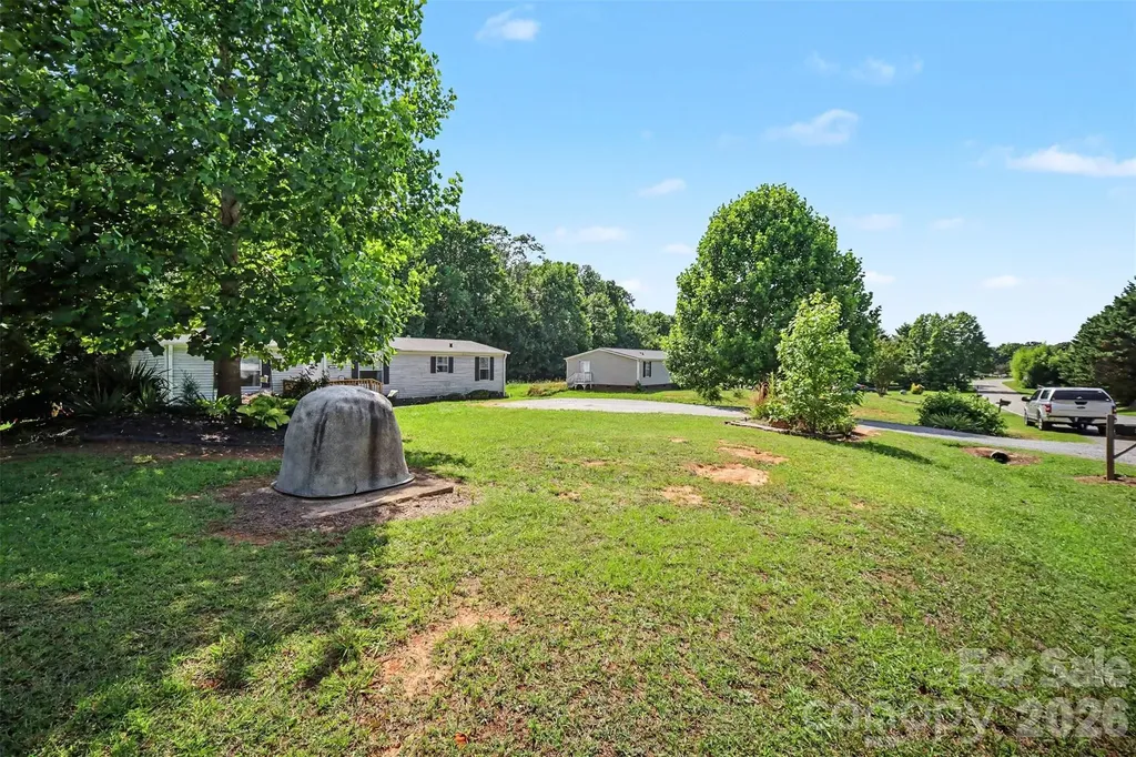 504 Mountain Meadows Drive Bessemer City NC 28016