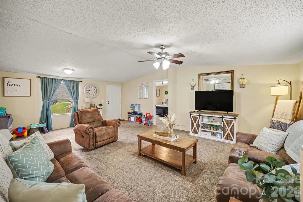 504 Mountain Meadows Drive Bessemer City NC 28016