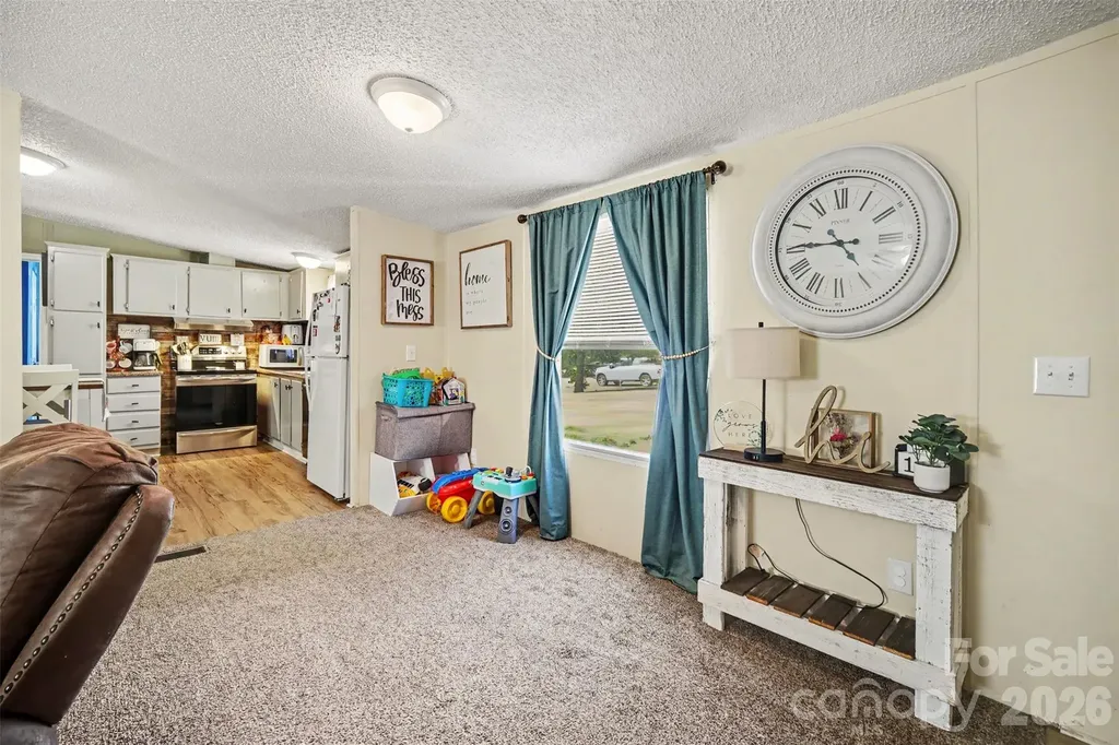 504 Mountain Meadows Drive Bessemer City NC 28016