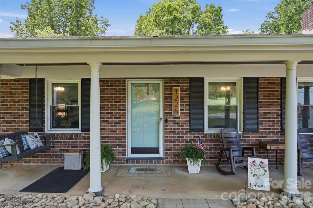 1226 Pine Grove Road Morganton NC 28655