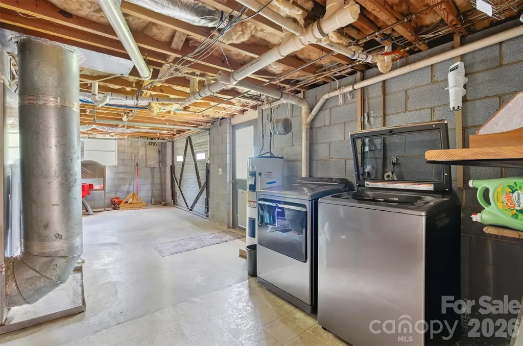 1226 Pine Grove Road Morganton NC 28655