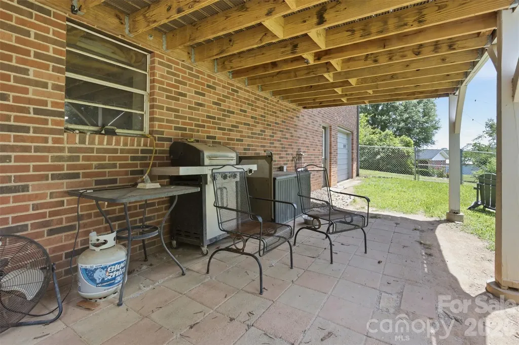 1226 Pine Grove Road Morganton NC 28655
