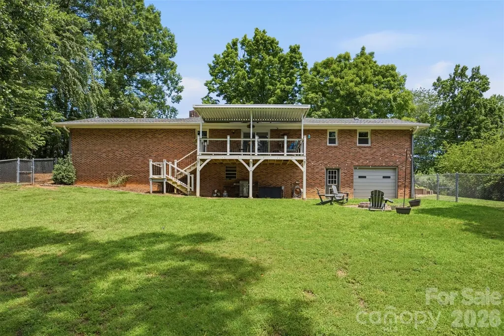 1226 Pine Grove Road Morganton NC 28655