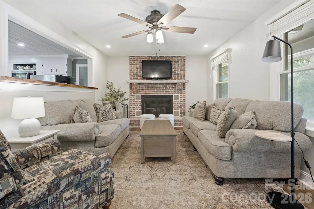 1226 Pine Grove Road Morganton NC 28655