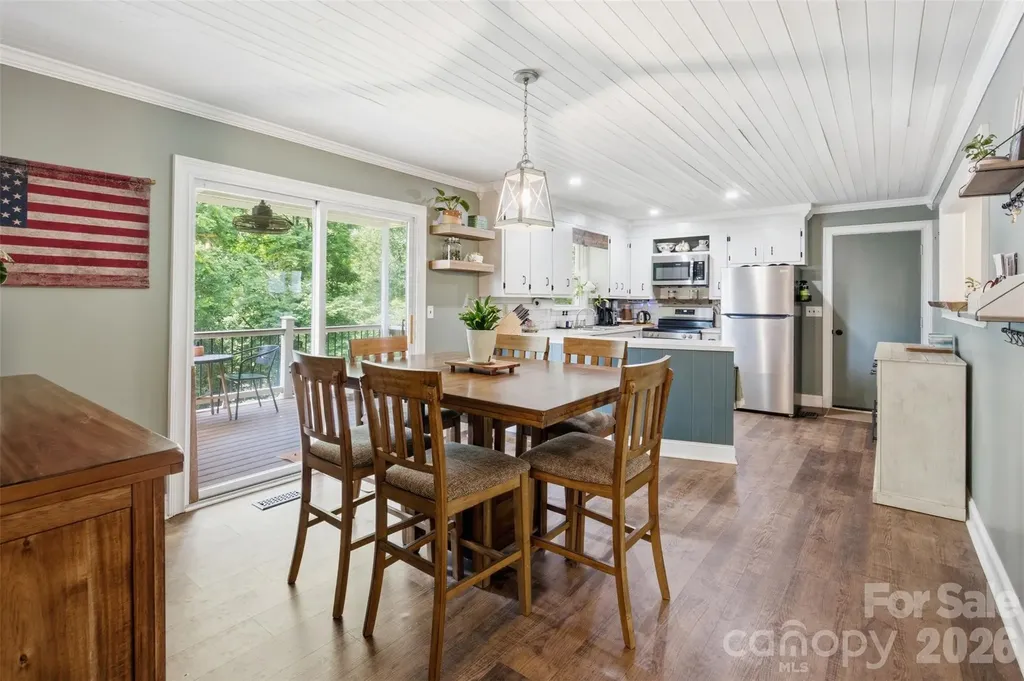 1226 Pine Grove Road Morganton NC 28655