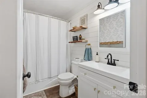 1226 Pine Grove Road Morganton NC 28655