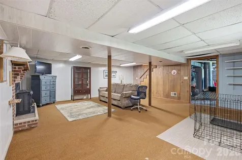 1226 Pine Grove Road Morganton NC 28655