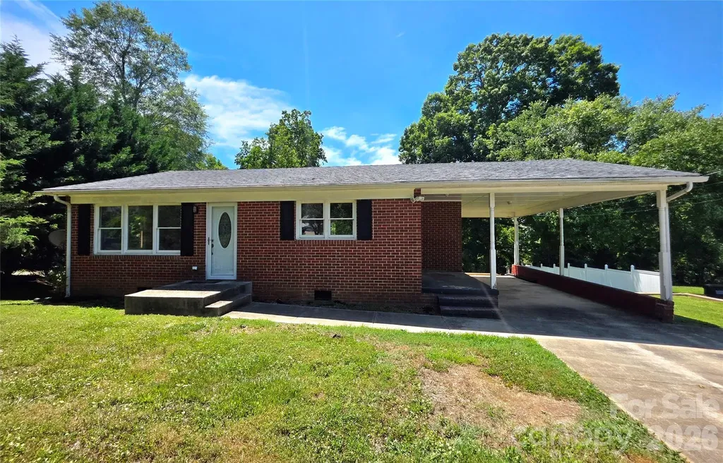 2831 Beechwood Circle Gastonia NC 28054