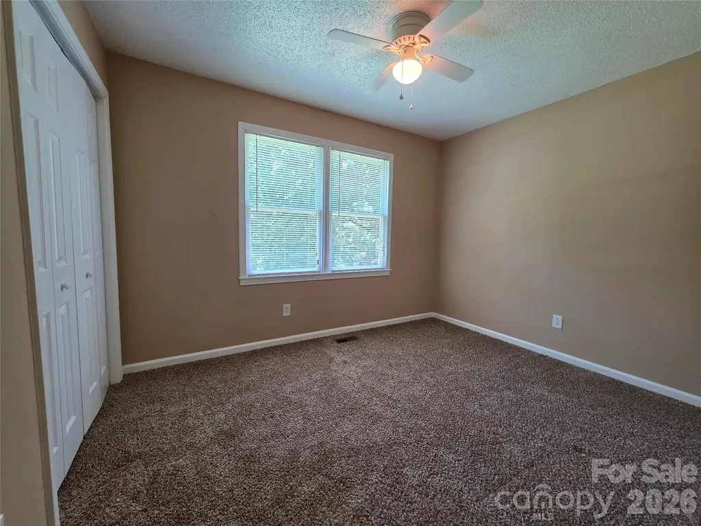 2831 Beechwood Circle Gastonia NC 28054