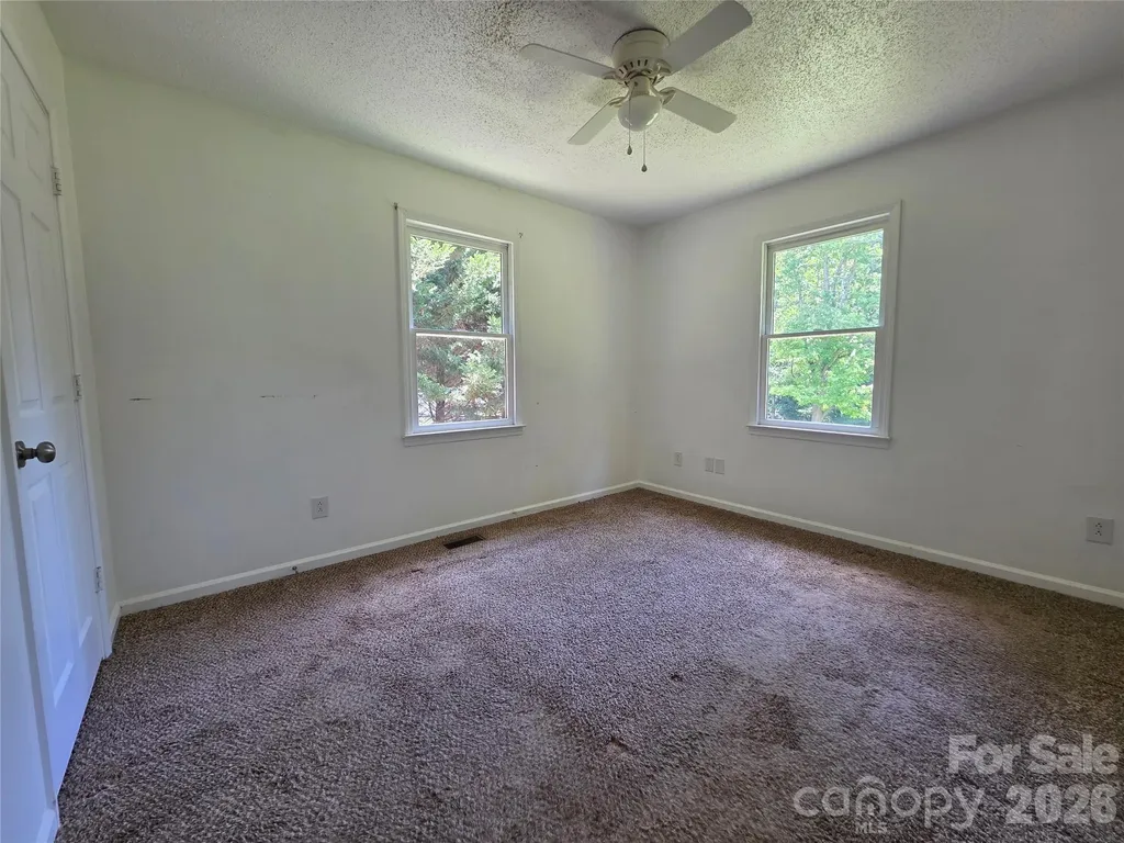 2831 Beechwood Circle Gastonia NC 28054