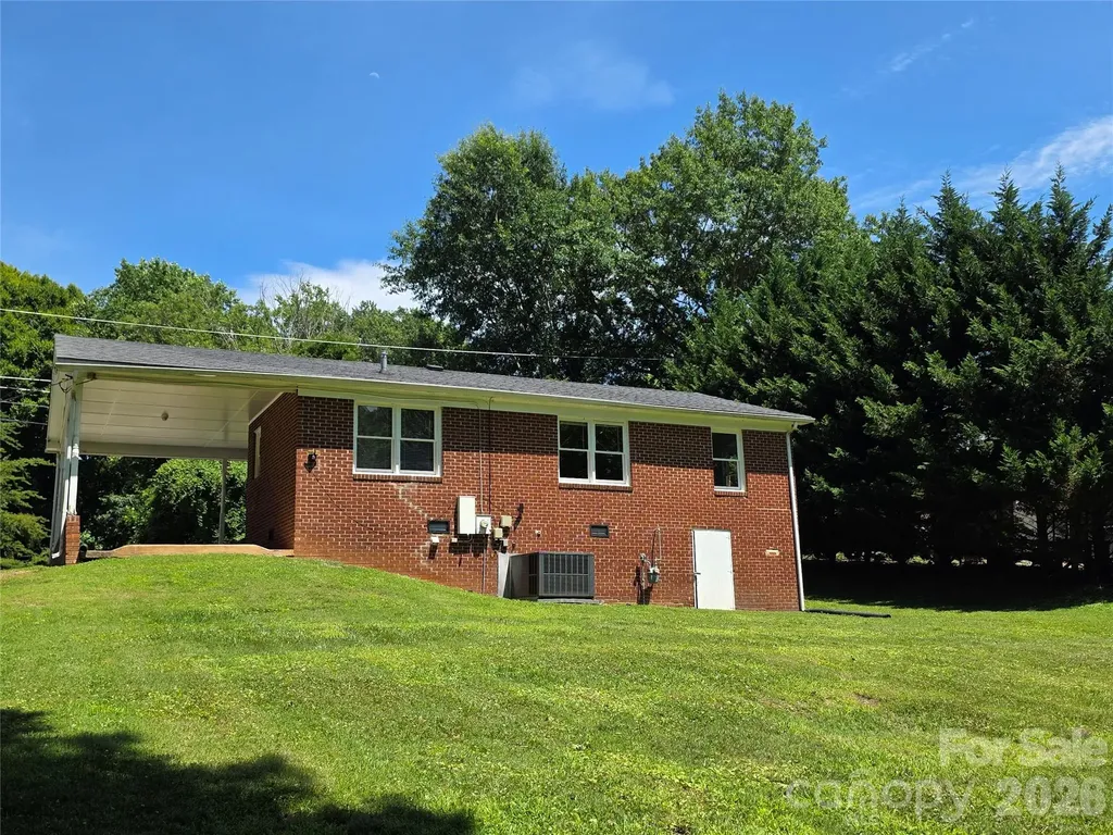 2831 Beechwood Circle Gastonia NC 28054