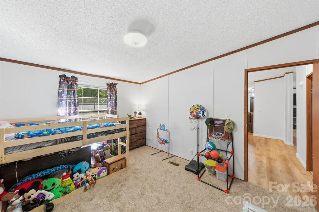 102 Sycamore Drive Hickory NC 28601