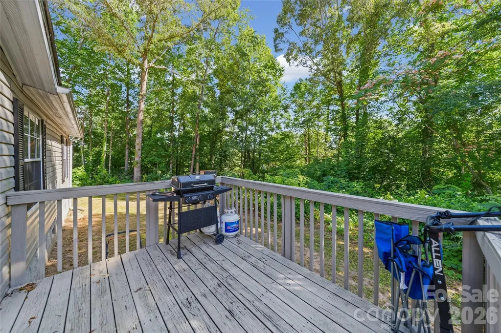 102 Sycamore Drive Hickory NC 28601