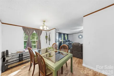 102 Sycamore Drive Hickory NC 28601