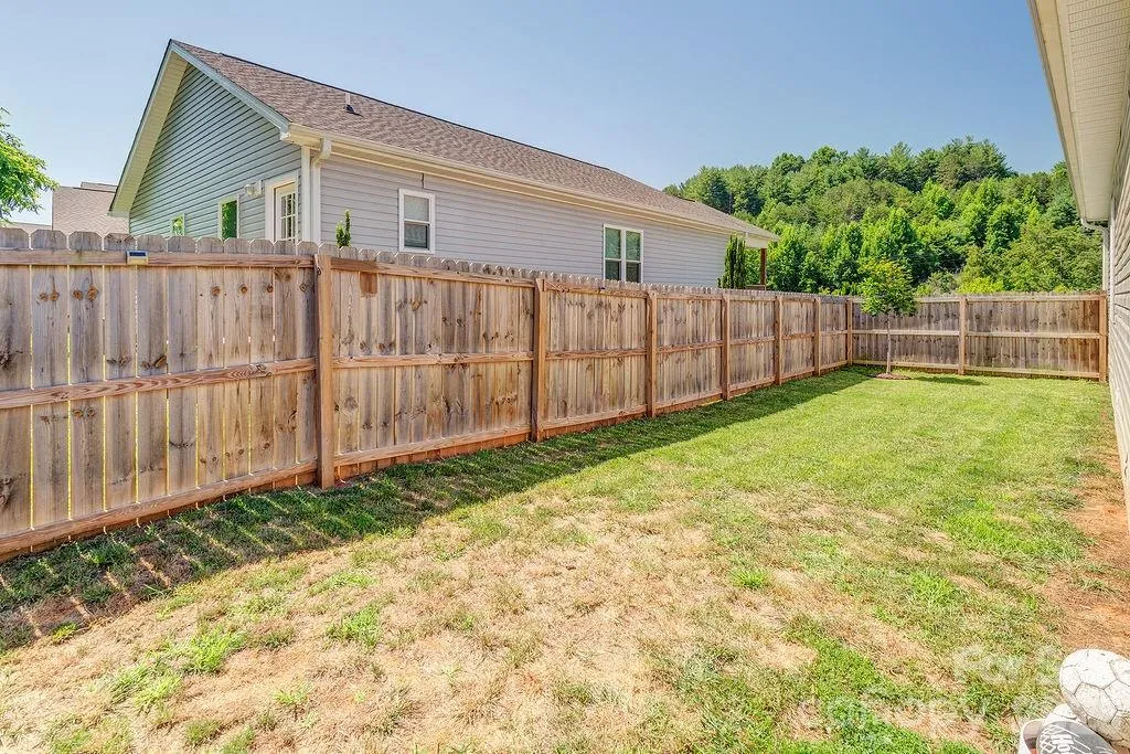 40 Quinn Hill Lane Mars Hill NC 28754