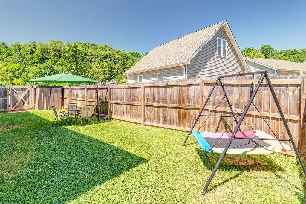 40 Quinn Hill Lane Mars Hill NC 28754