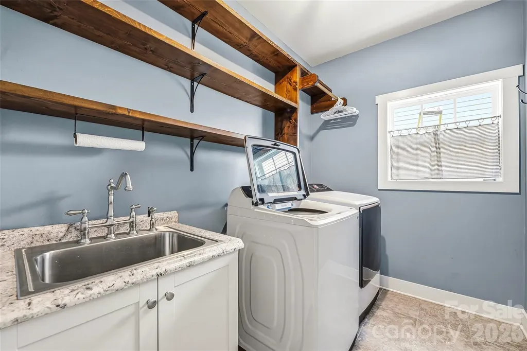 16 Henbit Way Arden NC 28704