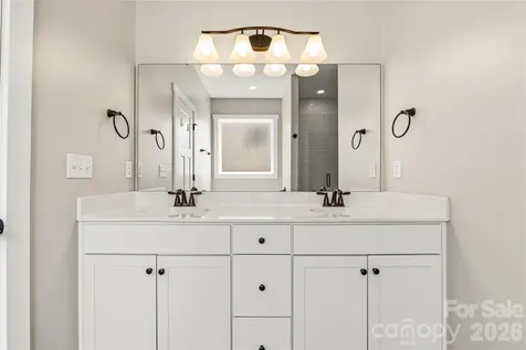 16 Henbit Way Arden NC 28704