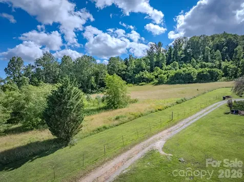 000 Rocky Hill Drive Hendersonville NC 28792
