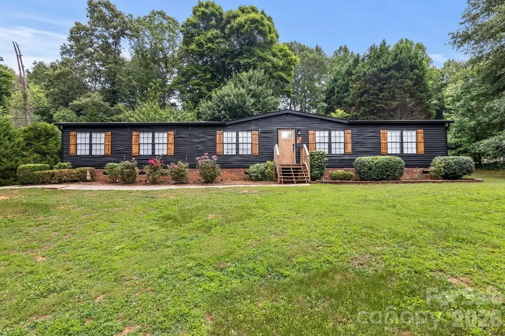 824 Joseph Antoon Circle Stanley NC 28164