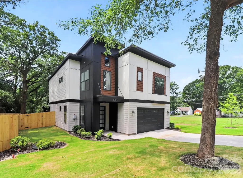 3031 Mathis Drive Charlotte NC 28208