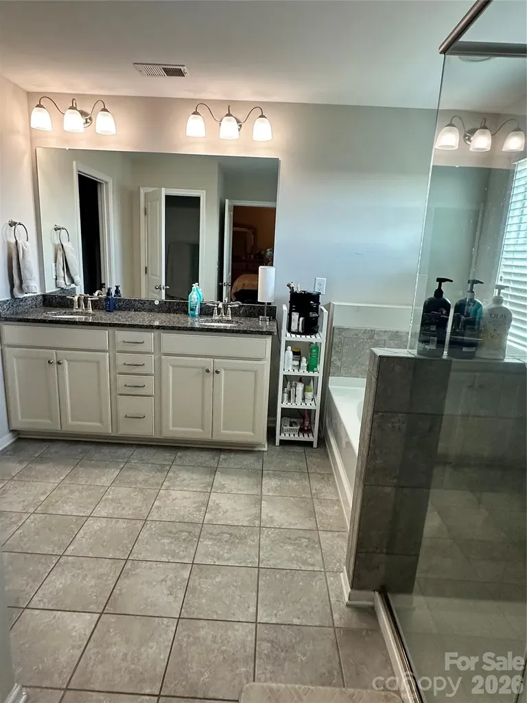 9748 Elgin Moor Road Charlotte NC 28278