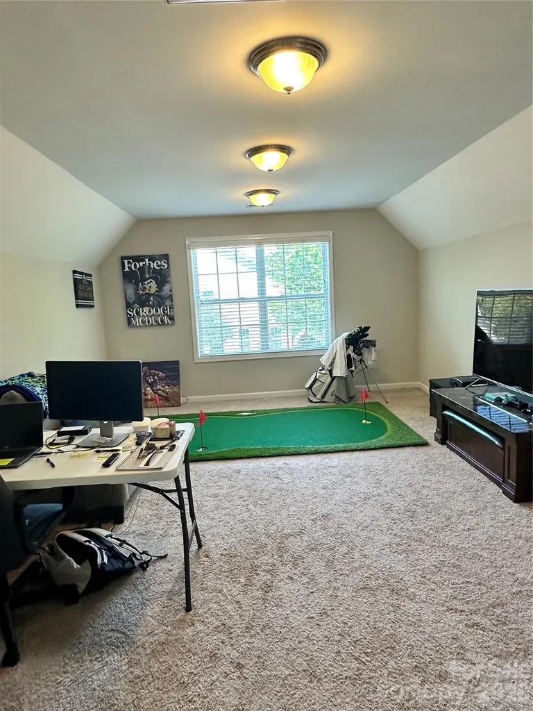 9748 Elgin Moor Road Charlotte NC 28278