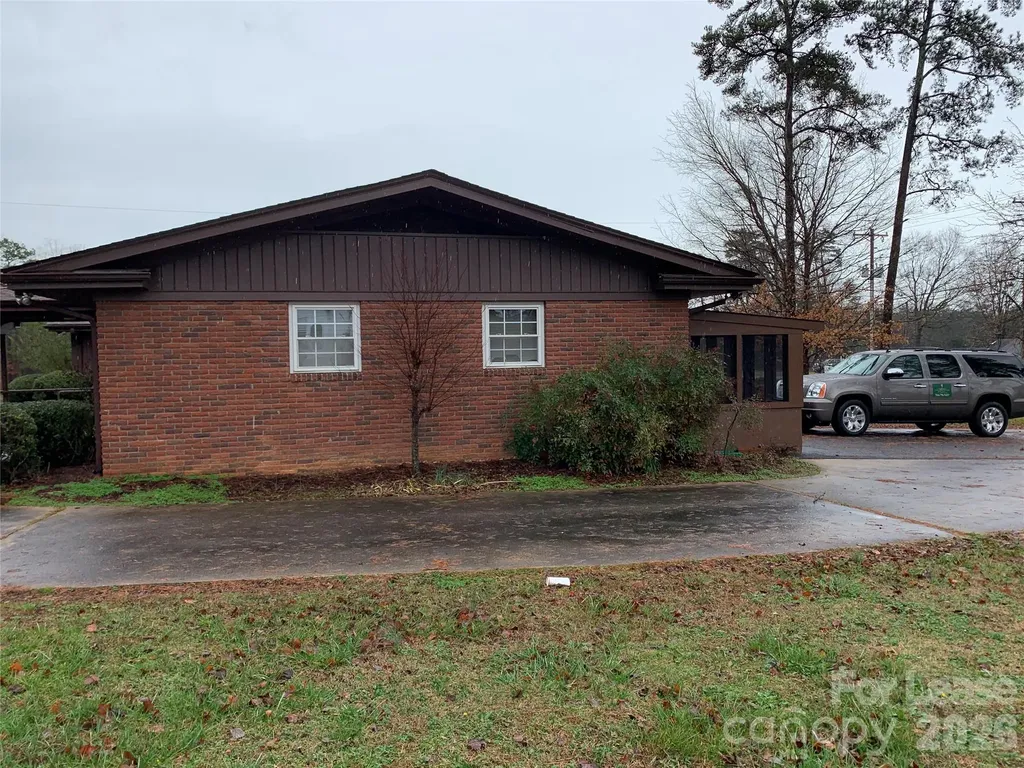 1293 Nc Hwy 24/27 Highway E Midland NC 28107