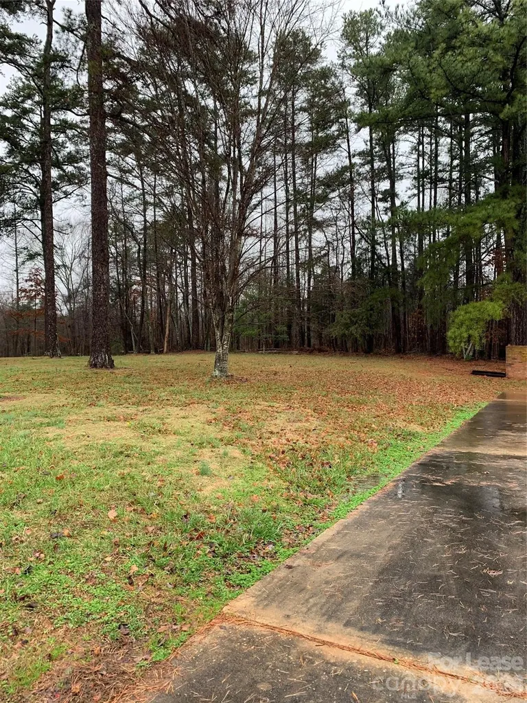 1293 Nc Hwy 24/27 Highway E Midland NC 28107
