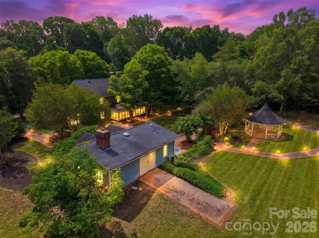 298 Shadowbrooke Lane Mooresville NC 28117
