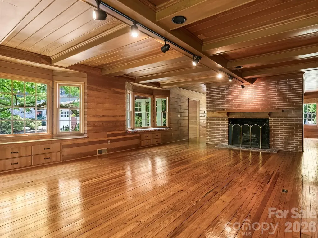350 Shasta Lane Charlotte NC 28211