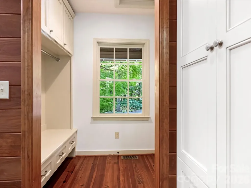 350 Shasta Lane Charlotte NC 28211