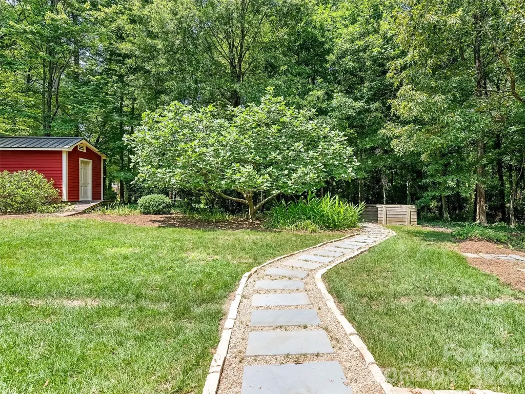 350 Shasta Lane Charlotte NC 28211