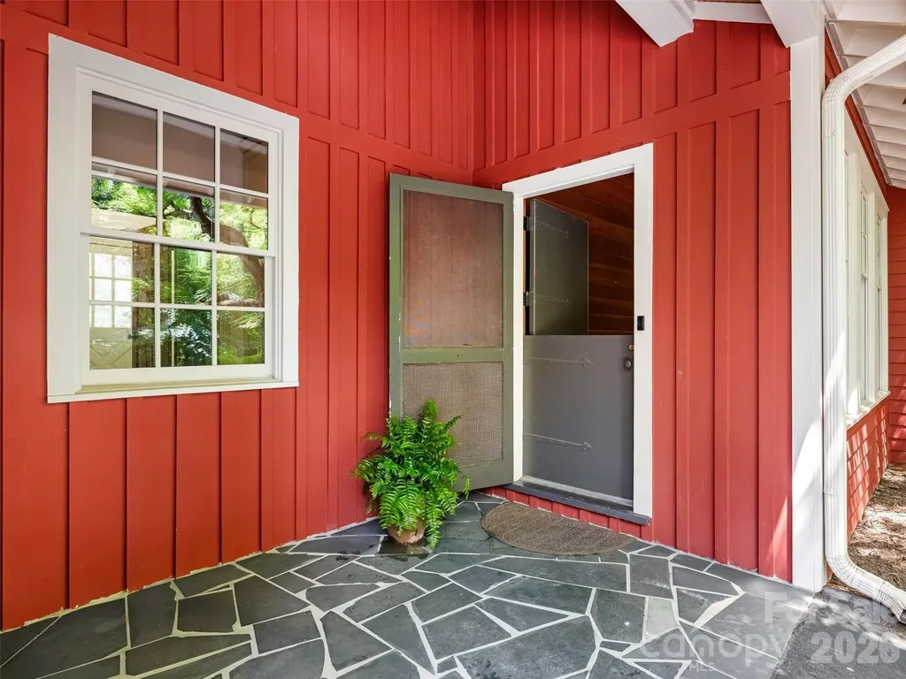 350 Shasta Lane Charlotte NC 28211