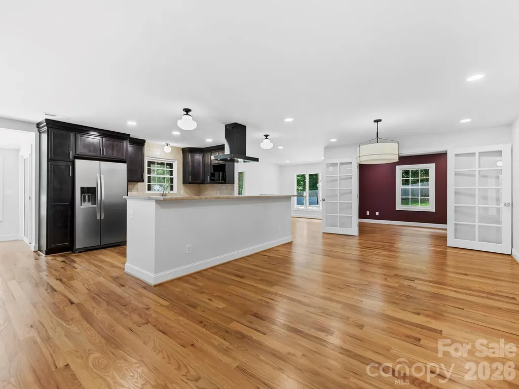 26 Glen Cove Road Arden NC 28704