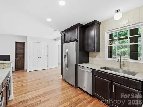 26 Glen Cove Road Arden NC 28704