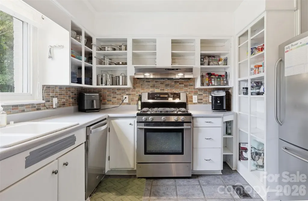 2736 Palm Avenue Charlotte NC 28205