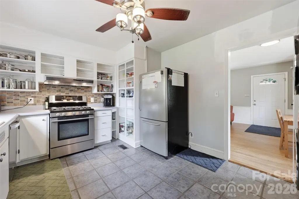 2736 Palm Avenue Charlotte NC 28205