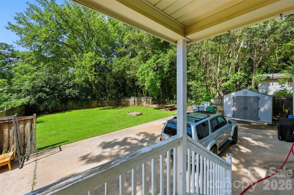 2736 Palm Avenue Charlotte NC 28205