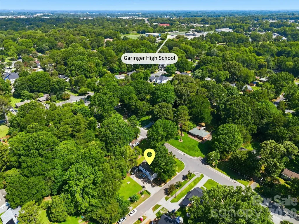 2736 Palm Avenue Charlotte NC 28205