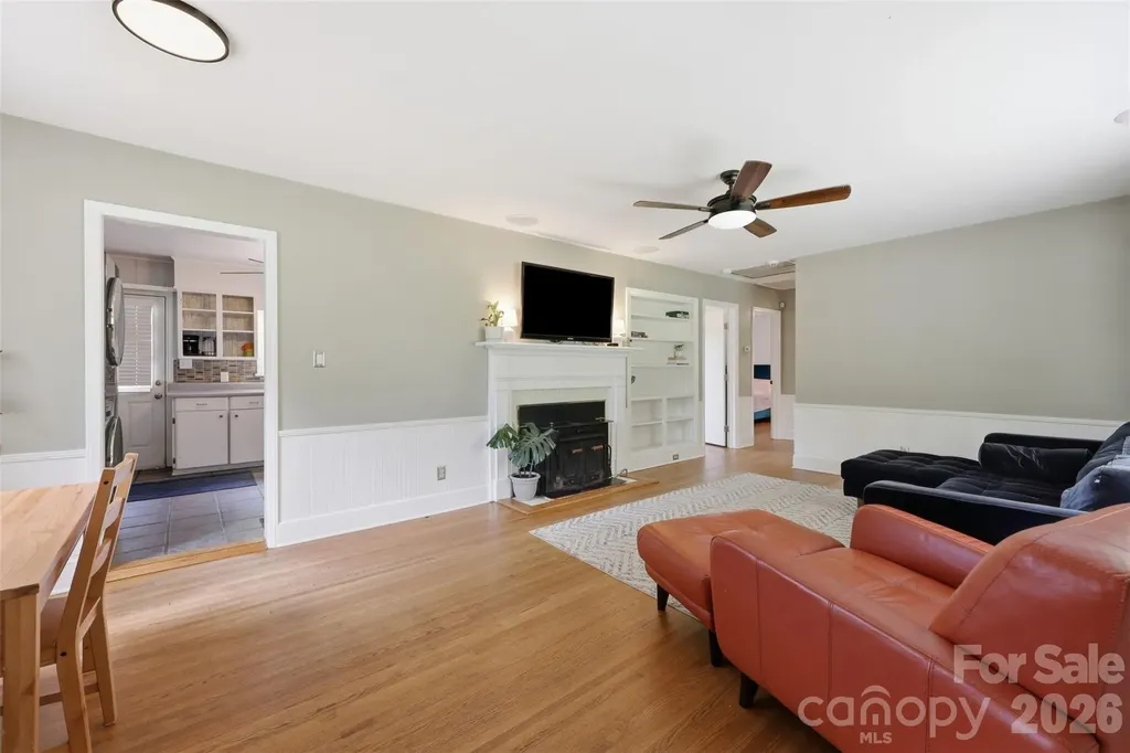 2736 Palm Avenue Charlotte NC 28205