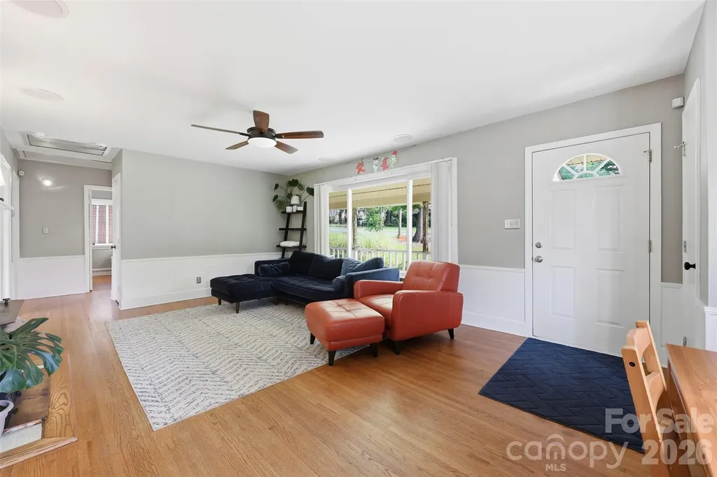 2736 Palm Avenue Charlotte NC 28205