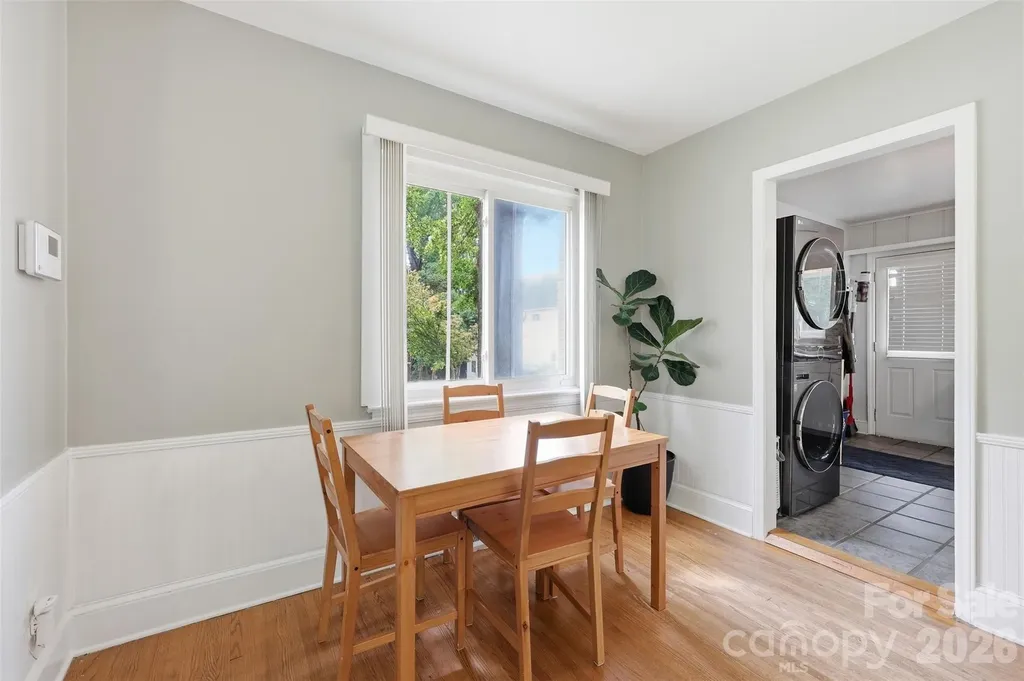 2736 Palm Avenue Charlotte NC 28205