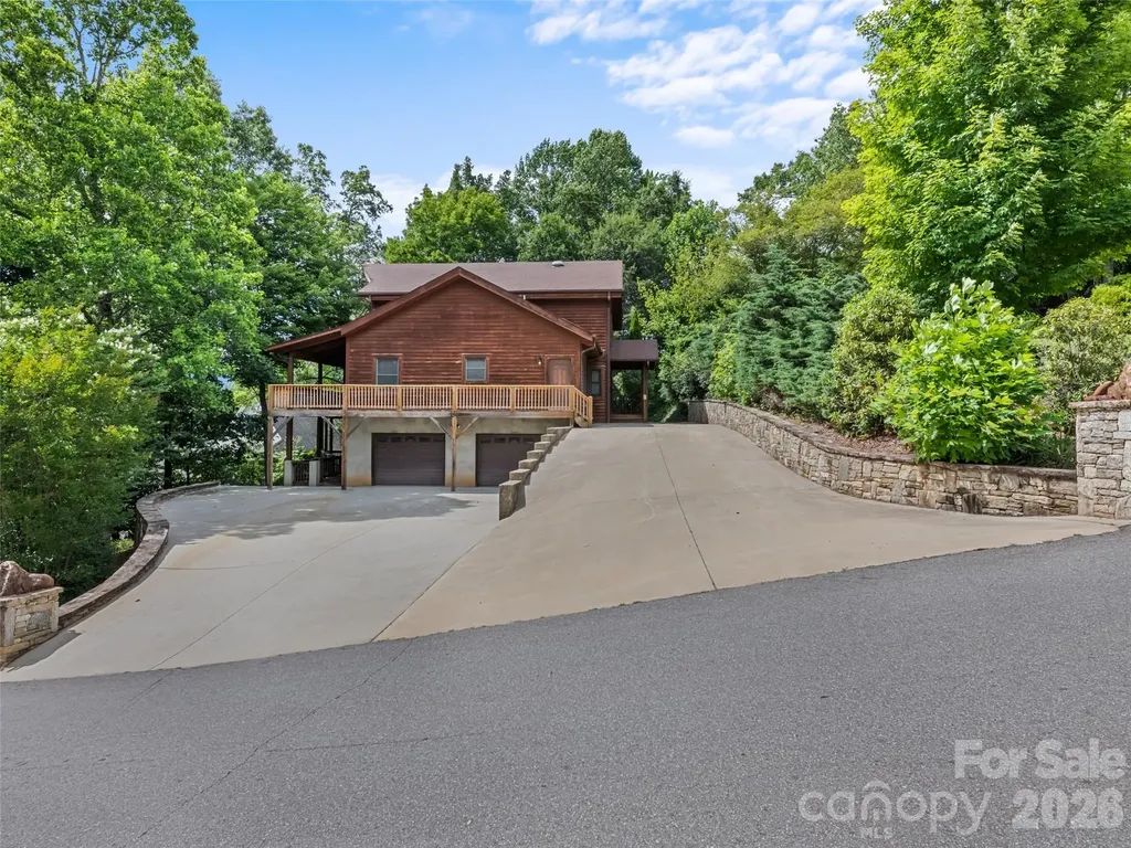 20 Sarah Court Lake Junaluska NC 28745