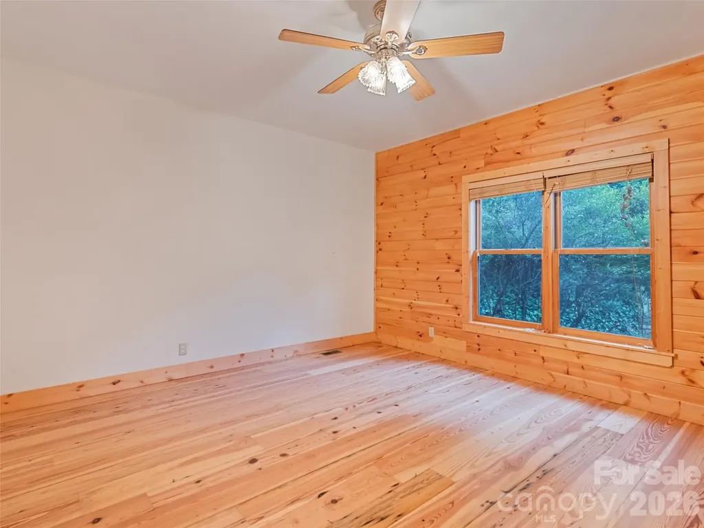 20 Sarah Court Lake Junaluska NC 28745